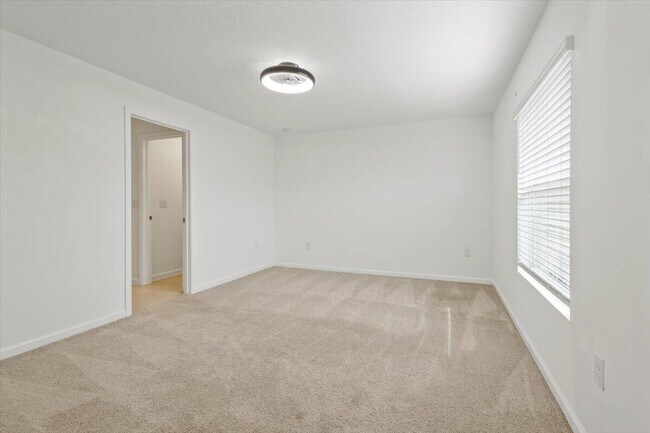 Building Photo - 1338 Colebrook Cir SW