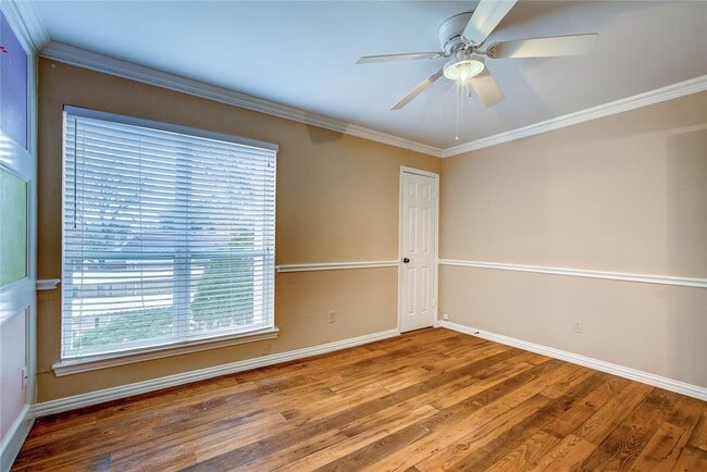 Building Photo - 3121 Park Ln