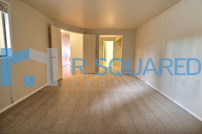 Building Photo - 16925 Inglewood Rd NE