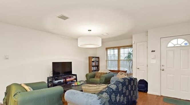 Building Photo - 216 Parker Hill Ave