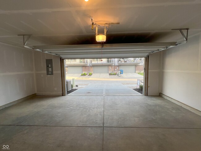 Building Photo - 13474 Elias Pl