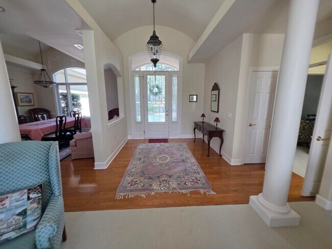 Building Photo - Hilton Head Plantation home