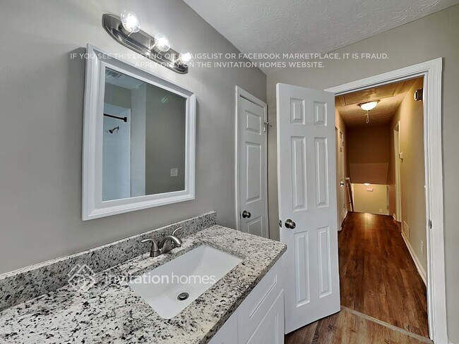 Building Photo - 277 Lancelot Way