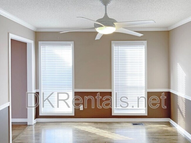 Building Photo - 3152 Blue Heron Pass