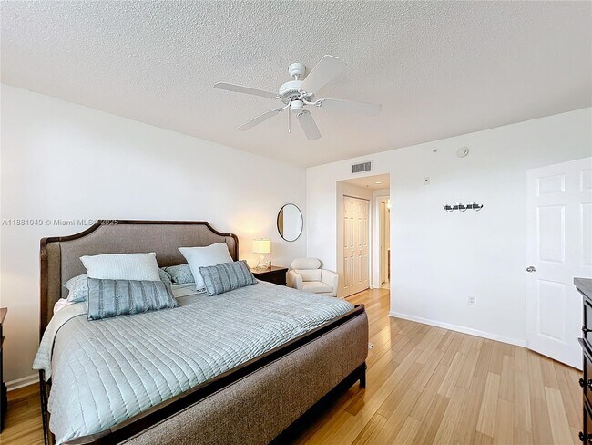 Building Photo - 11720 St Andrews Place St