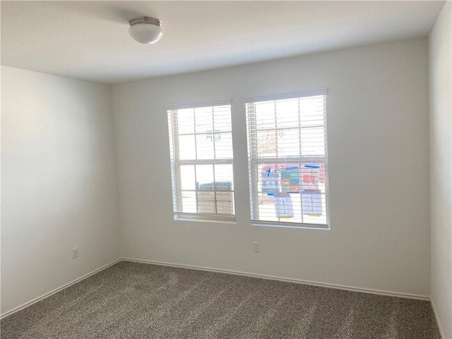 Building Photo - 1420 Chad Dr
