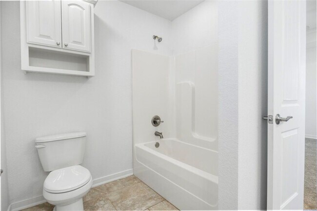 Building Photo - 12459 Bethel Oaks Dr