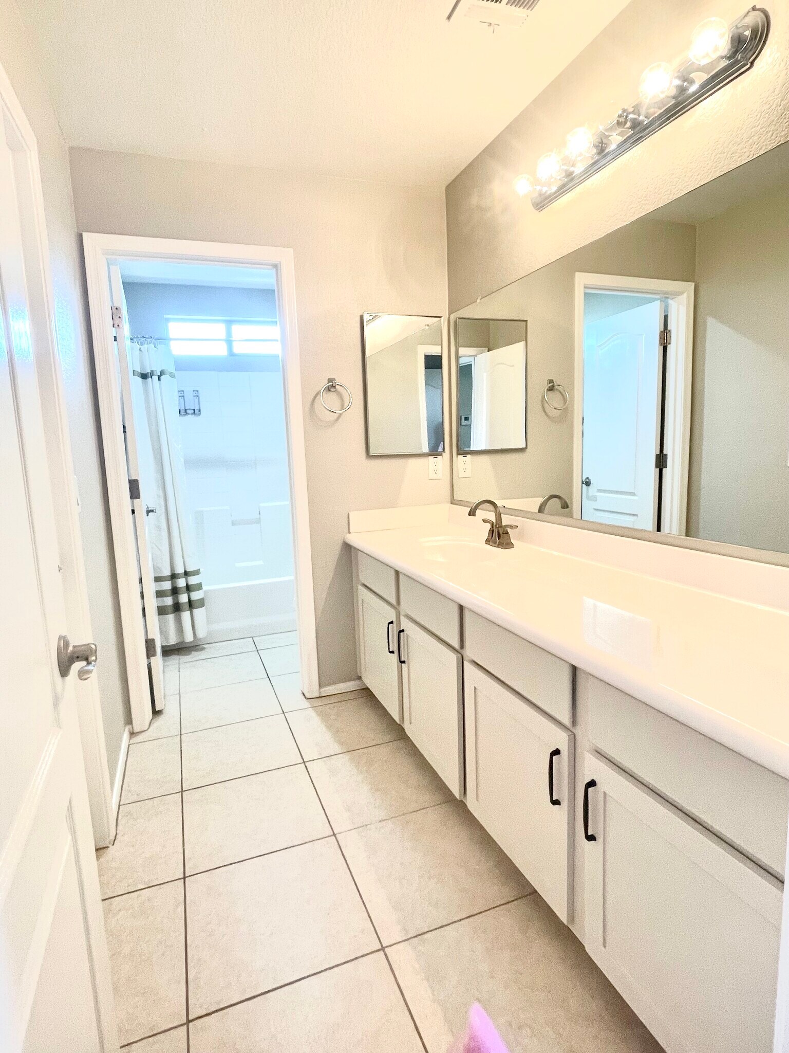 HALL BATHROOM - 3708 E Kerry Ln
