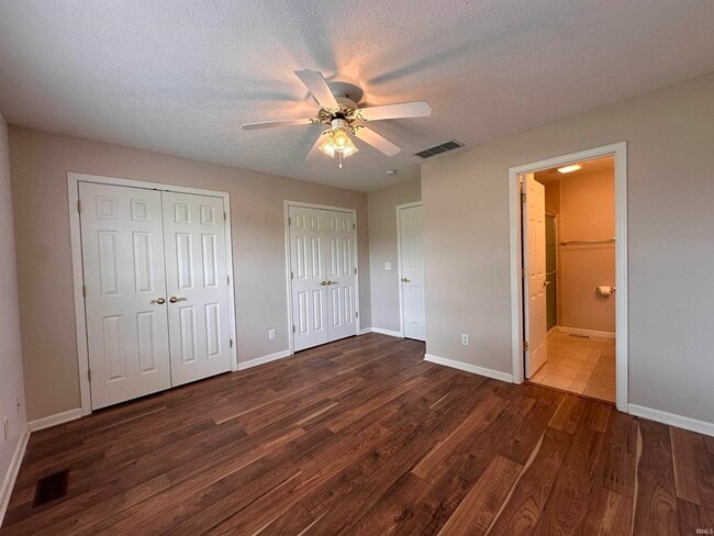 Building Photo - 7411 Bent Branch Dr