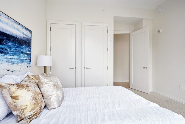 Building Photo - 1 Franklin St