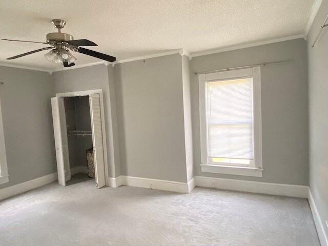 Building Photo - 102 North View Dr