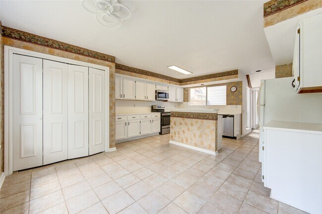 Building Photo - 16026 Rustic Sands Dr