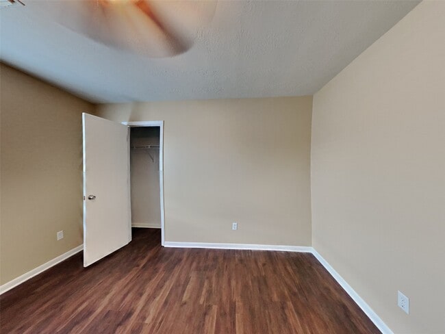 Building Photo - 14231 Bonham Oaks Ln