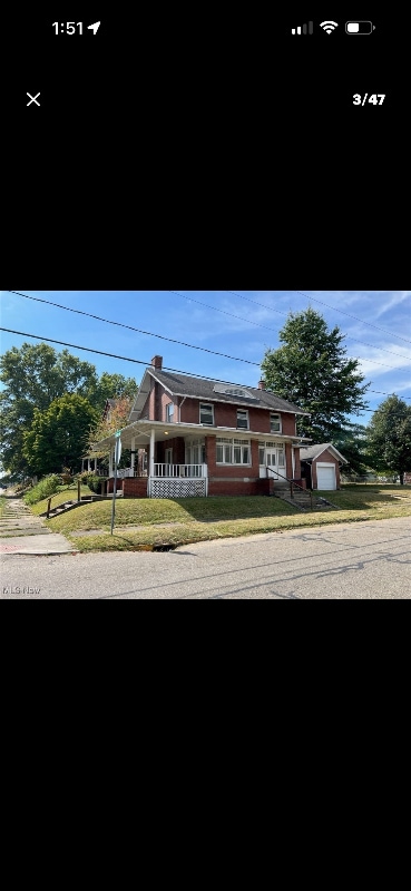 Building Photo - 1005 S Freedom Ave