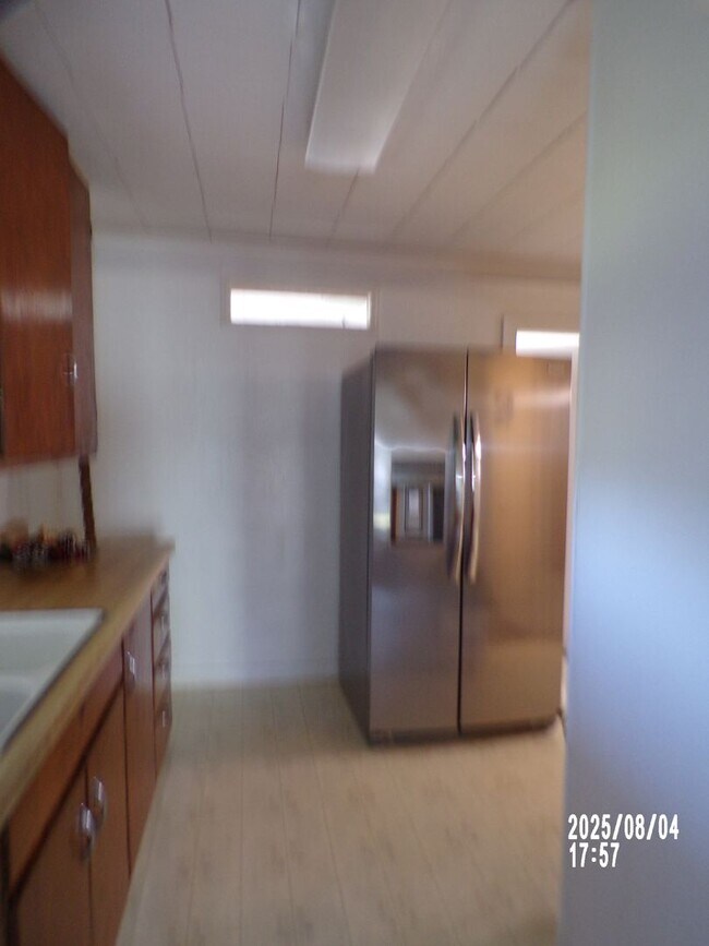 Building Photo - centrally located, pets negotiable with owner approval