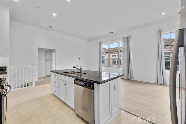 Building Photo - 23 Mayfair