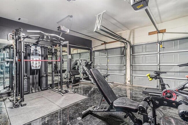Building Photo - 11230 Sunshine Park Dr