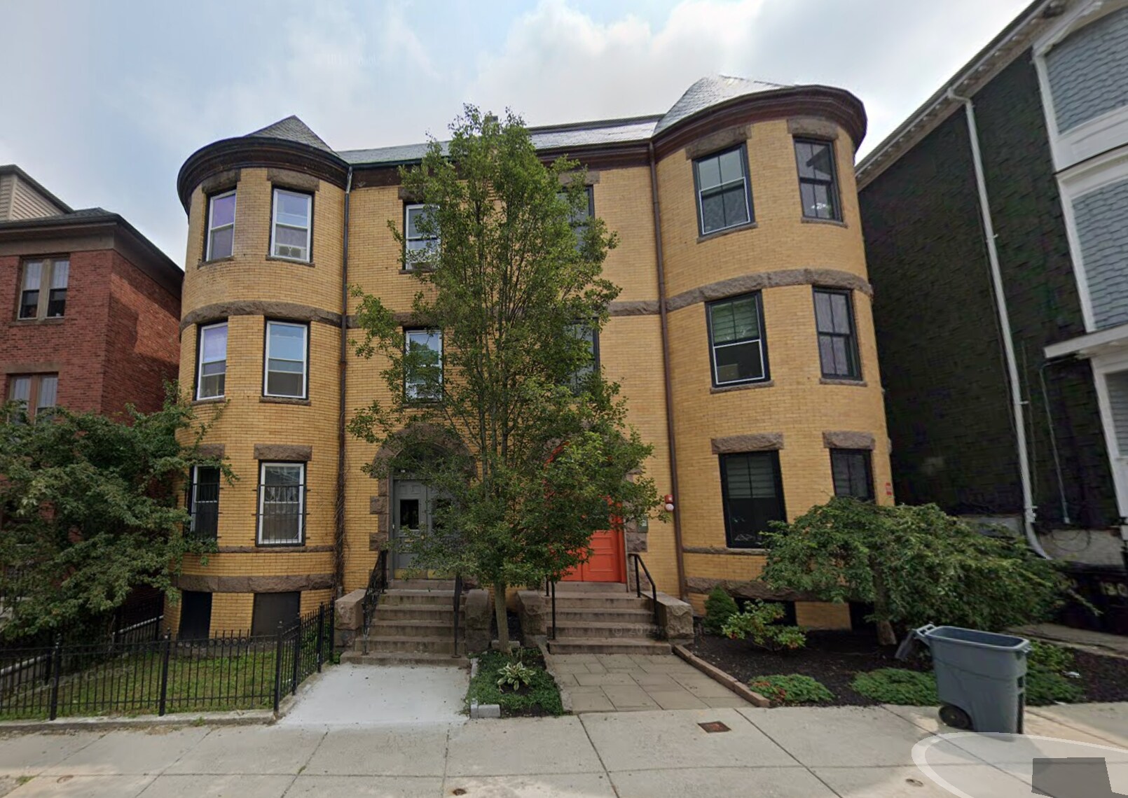 Building Photo - 176 Saint Alphonsus St