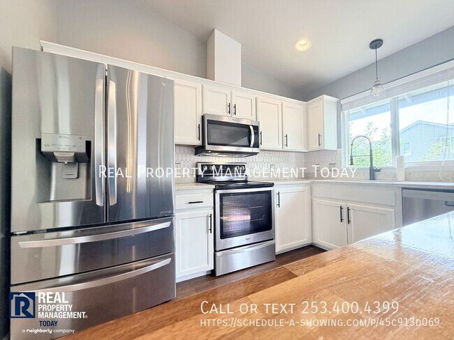Building Photo - 16914 120th Ave E