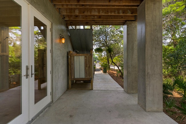 Building Photo - 37 Rolling Dunes Dr