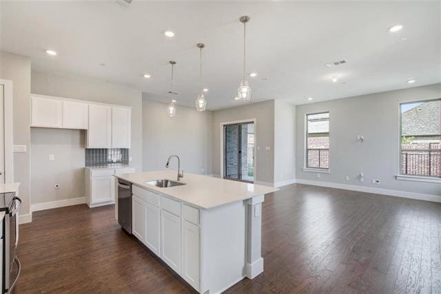 Building Photo - 1050 Maverick Dr