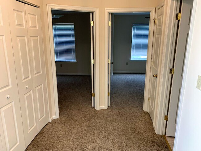 Building Photo - New Macungie Rental Listing