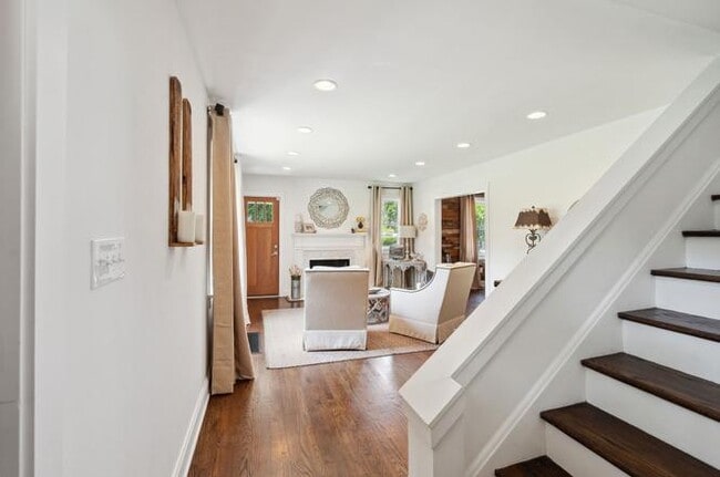 Building Photo - 828 Kirkwood Ave