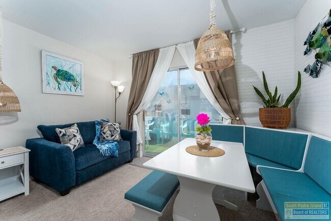 Building Photo - 127 E Atol St