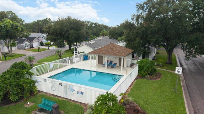 Building Photo - 2364 Paulette Dr