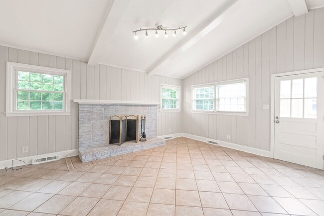 Building Photo - 3 Bedroom Home in South Charlotte