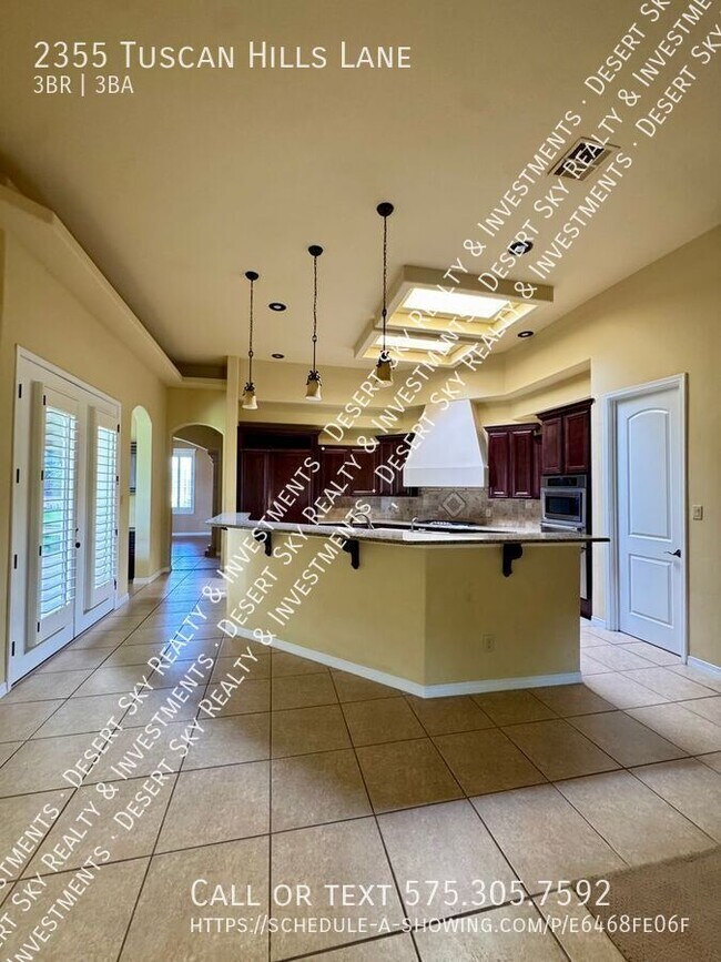Building Photo - 2355 Tuscan Hills Ln
