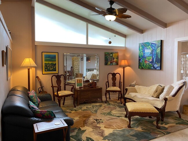Building Photo - Kaumana Terrace Fully Furnished & Pet Frie...