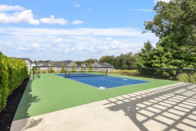 Building Photo - 66 Palmetto Dr