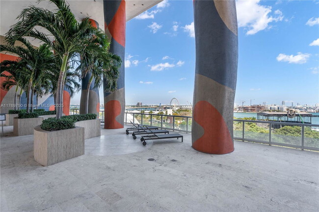 Building Photo - 50 Biscayne Blvd
