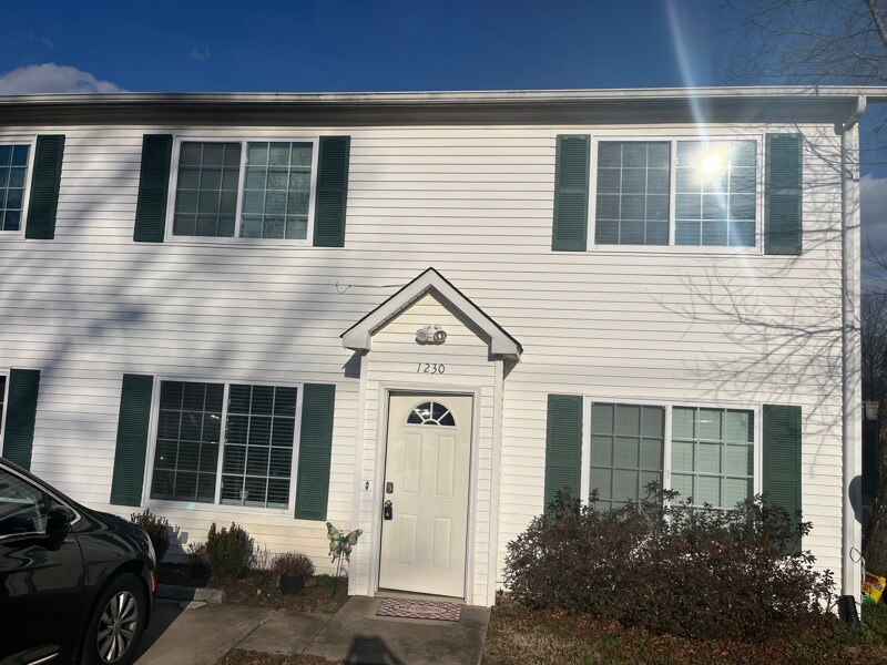 Building Photo - 1230 Ferd Hickey Rd NW