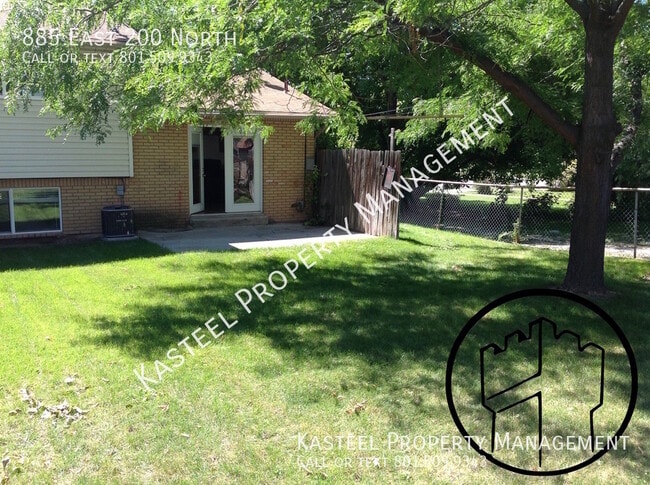 Building Photo - 885 E 200 N
