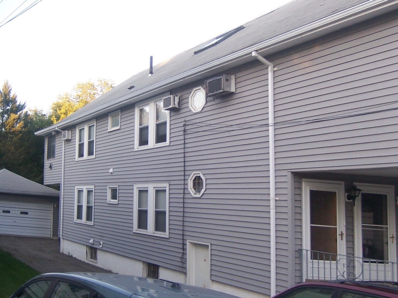 Building Photo - 92 Harnden Ave