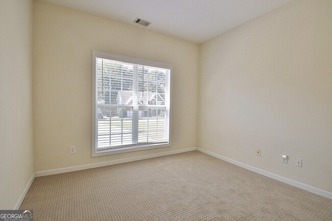 Building Photo - 110 Freeman Forest Dr