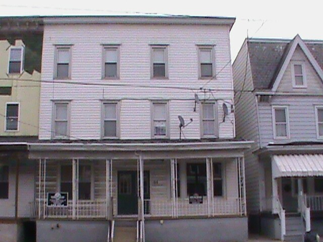 Primary Photo - 34 E Washington St