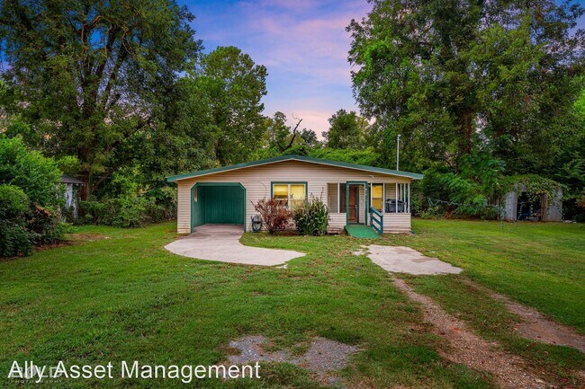 Building Photo - 4 br, 1 bath House - 2612 Hoyer St