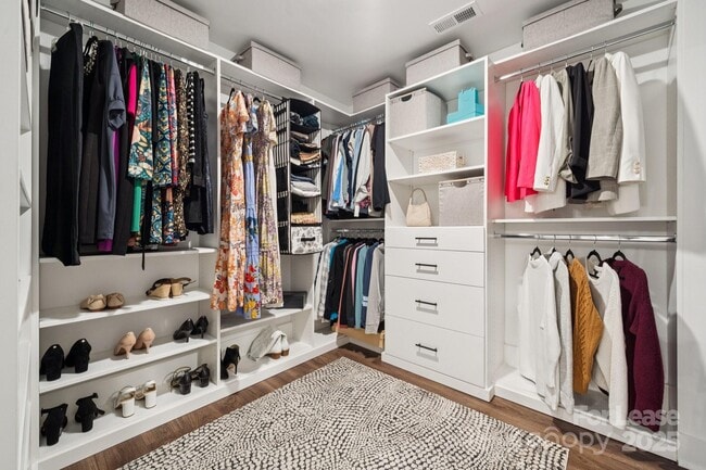 Building Photo - 2507 Marlowe Ave