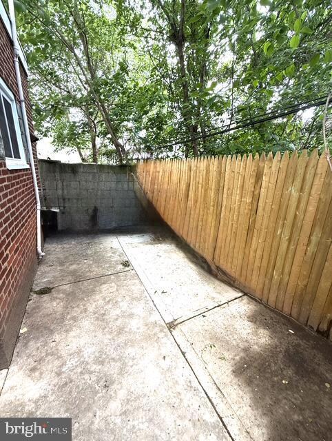 Rear Court Yard - 1620 N 26th St