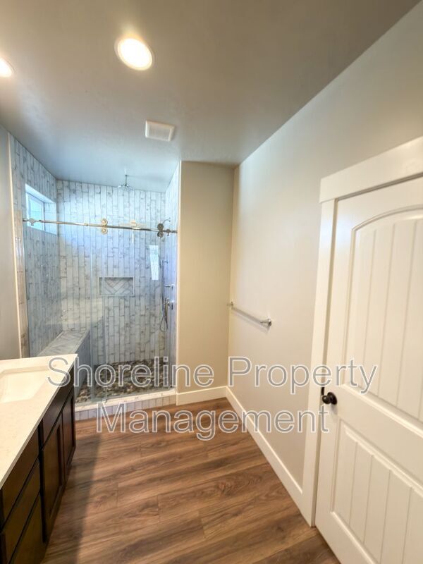 Building Photo - 12913 S Salerno Ave