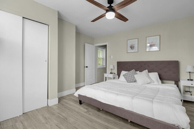 Building Photo - 570 Southwood Ave