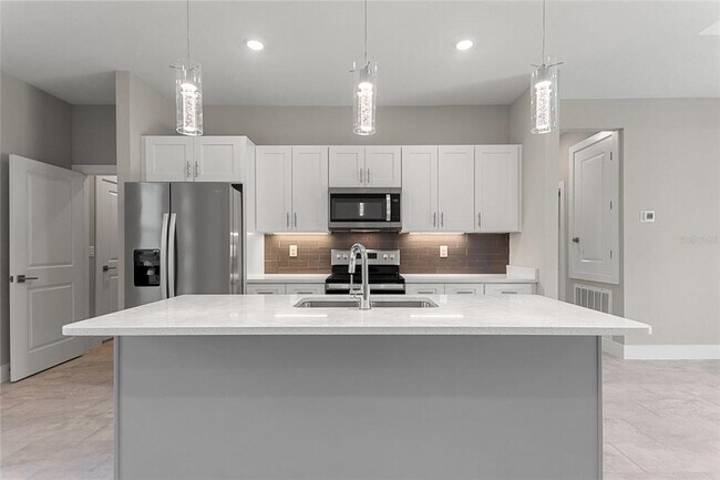 Building Photo - 1251 Dustin Rd