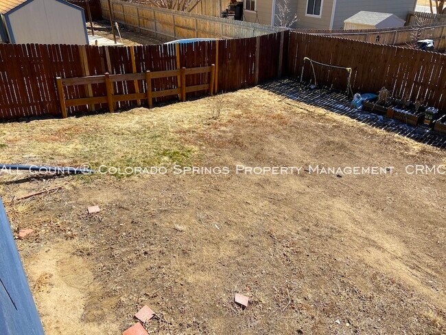 Building Photo - 5020 Wainwright Dr