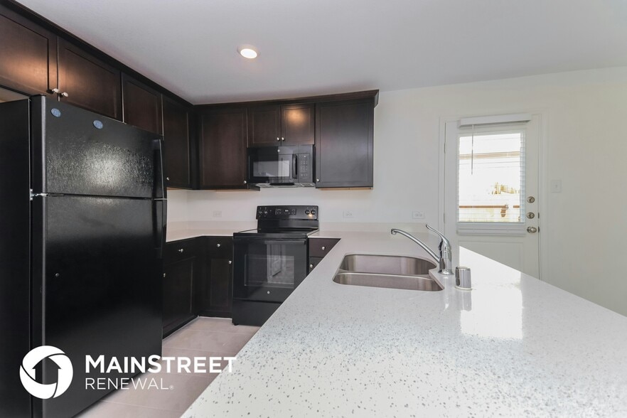 Building Photo - 5816 Rockrose Ln