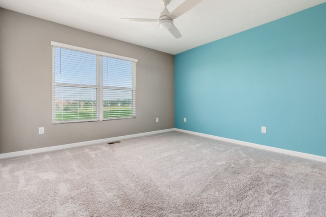 Building Photo - 456 Autumn Ridge Cir