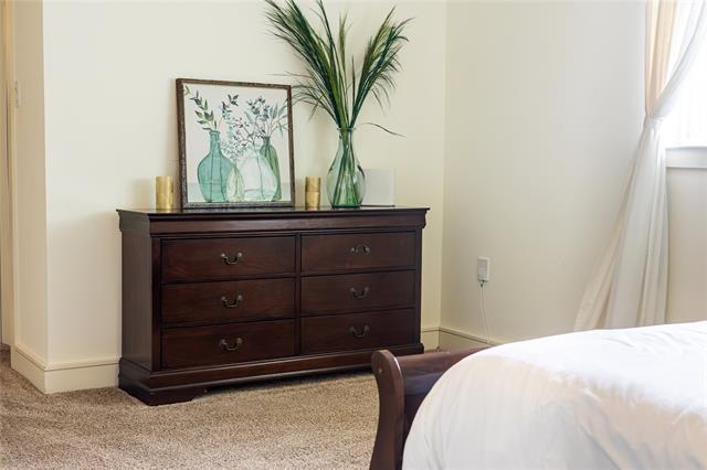 Building Photo - 10022 Glenrio Ln