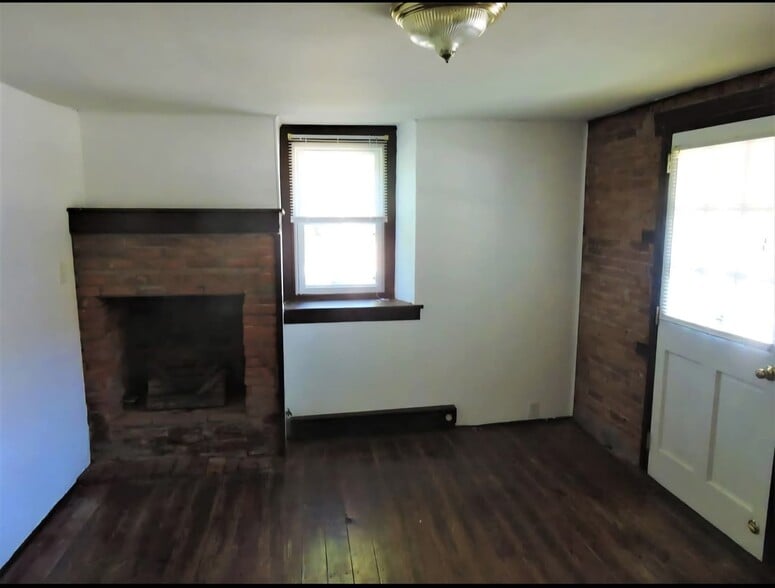 Building Photo - 4461 Aston Mills Rd